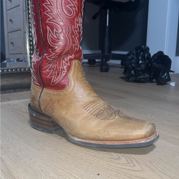 Men’s Ariat Ringer Cowboy Boots - Picture 2 of 10
